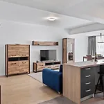 Atria Urban Gateway, 2br + Pool 公寓 *