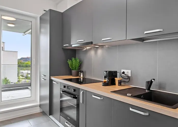 Atria Urban Gateway, 2br + Pool דירה *