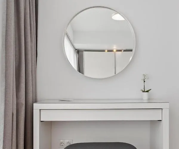 Atria Urban Gateway, 2br + Pool *