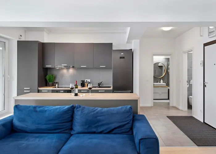 Apartment Atria Urban Gateway, 2br + Pool *