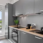 Atria Urban Gateway, 2br + Pool Apartament *